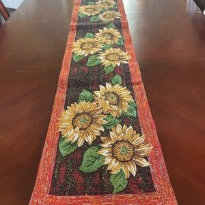 Sunflower Table Runner, Fully Lined / Reversible, Excellent Condition